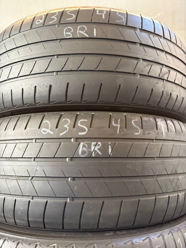235/45r19 bridgestone